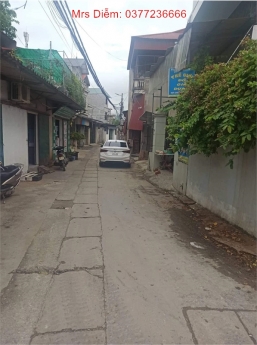 Giá 29 triệu, Mrs Diễm bán 71m đất trục kinh doanh Lỗ Giao, Việt Hùng, Đông Anh