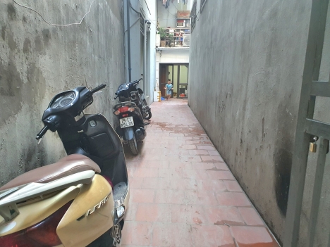 BÁN NHÀ THANH XUÂN PHỐ CỰ LỘC 57 x 3 T 5.4 TỶ Ô TÔ KD