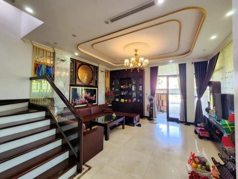 Bán nhà Hoàng Cầu, Đống Đa, 48m2, MT: 5m, Ô Tô tránh, kinh doanh đỉnh. Giá 11,6 tỷ