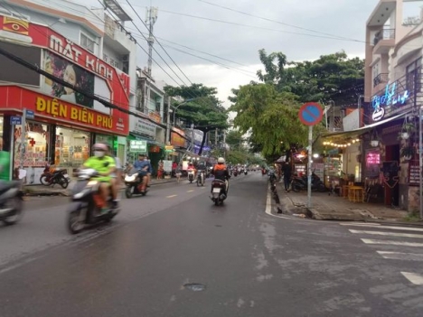 Nhà Mặt Tiền 72m2 Đường số 37 Tân Quy Quận 7 Chỉ 11 Tỷ