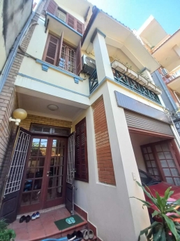 Bán biệt thự mặt phố Ngọc Thụy, lô góc, gara 100m2, 3 tầng nhỉnh 11 tỷ