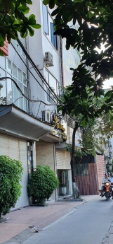 Bán nhà mặt phố Nguyễn Khoái, Hai Bà Trưng 68mxMT4,5mx5PN, vỉa hè, ô tô, KD giá 10.8 tỷ. LH