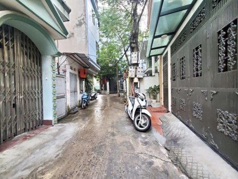 Cách đúng 1 nhà là ra phố 45m2*4T Bạch Đằng chỉ 2.7 tỷ