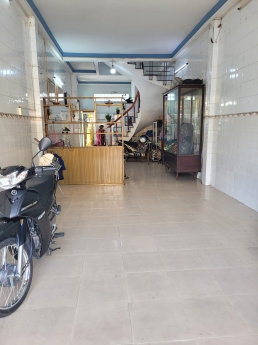 MẶT TIỀN KINH DOANH-NGAY NGÃ TƯ CHỢ PHÚ LÂM