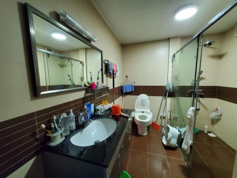 MẶT PHỐ - Phó Đức Chính 79m x 5 tầng, MT 5.5m , giá 19 tỷ.