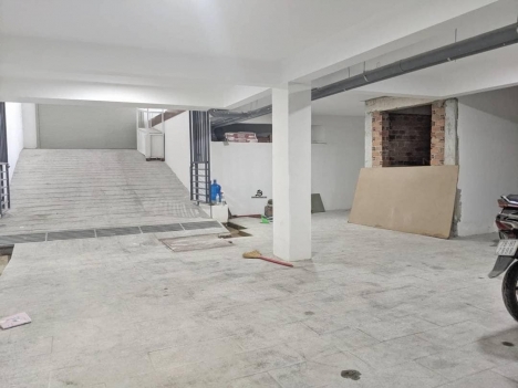 Bán Căn Góc thích Quãng Đức Nha Trang , Khu VỰC kinh doanh Sầm uất . Tương lai phát triển rất mạnh