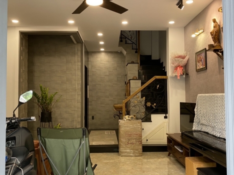 Cần Bán Nhà Mặt Tiền P.12 Bình Thạnh - 6 Tầng Thang Máy - 4.5x14m - 63m2 - Gara OTO - Chỉ 12.X Tỷ