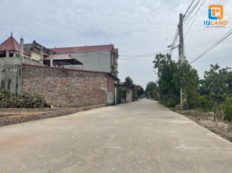 Đất bìa làng 112m2 thôn Bắc Thượng, Quang Tiến, Sóc Sơn. Đường rộng 8m, gần kcn Nội Bài.