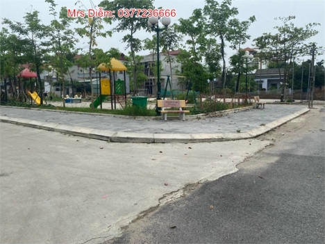 Chỉ hơn 1 tỷ, Mrs Diễm bán 46m đất có nhà cấp 4 tại Khê Nữ, Nguyên Khê, Đông Anh