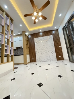 ĐẬP HỘP NHÀ MỚI CỰ LỘC, Thanh Xuân, 33m, 5 tầng, chỉ 1 căn duy nhất, ô tô, kinh doanh, nhỉnh 4 tỷ.