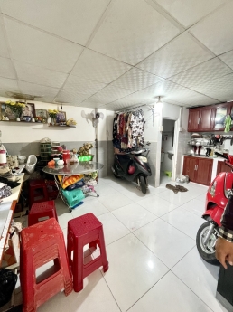 Bán nhà sát mặt tiền Tô Ngọc Vân, Thủ Đức. 5x15m TN 12tr. Chỉ 3.5 tỷ TL.