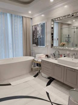 Biệt thự Xuân Diệu 299m x 4 tầng, MT13m, giá 50 tỷ.