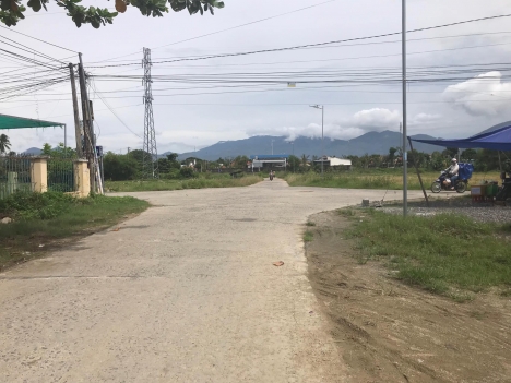 Bán Lô Đất TDC Diên An DIên Khánh Khu Vực Khu Dân Cư Hiện Đại , Nhiều Tiện Ích , Oto vi vu full thổ