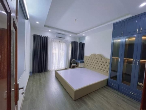 Bán nhà phố Nguyễn Ngọc Vũ, Cầu Giấy, kinh doanh, ô tô, lô góc, giá 7 tỷ