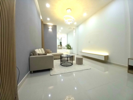 Nhà ĐẸP TRƯỜNG THỌ - TP THỦ ĐỨC - 4 X 16 - xe HƠI đậu cửa.