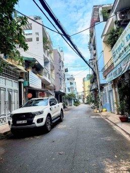 Nhà 5 Tầng*mới-HXH tránh-Hương Lộ 2-Bình Tân-Giá 5 tỷ.