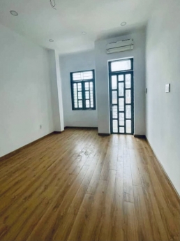 Cần Bán Nhà 4 Tầng, Nguyễn Thị Thập, Trung Tâm Quận 7, Giá 5,95Tỷ