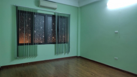 Cách đúng 1 nhà là ra phố 45m2*4T Bạch Đằng chỉ 2.7 tỷ