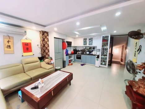 Bán nhà Minh Khai oto vào nhà kinh doanh đỉnh , Dt :40m2 , Tầng : 6 , Mt:4.55m2 , Giá : 9,7 Tỷ!!!