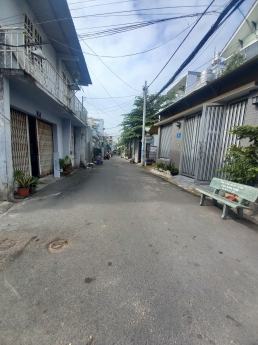 Bán Nhà Quận 9  khu Lê Văn Việt 54m2 chỉ hơn 3 Tỷ