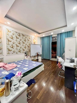 Nhà mặt phố - vỉa hè - ô tô tránh - kinh doanh Q. Nam Từ Liêm 40m2 x 4 tầng 7.2 tỷ