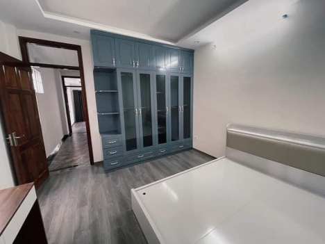 Bán nhà phố Nguyễn Ngọc Vũ, Cầu Giấy, kinh doanh, ô tô, lô góc, giá 7 tỷ