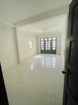 BÁN NHÀ 4 TẦNG DT GẦN 100M2  NGAY ĐƯỜNG SỐ 7 KHU TÊN LỬA