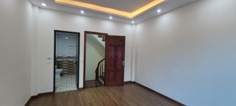 Bán nhà Lê Trọng Tấn Hà Đông, 4.85 tỷ ô tô vào nhà, ngõ thông kinh doanh