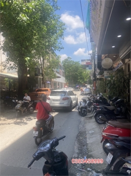 Chủ nhờ bán Gấp_Ngõ 133 Thái Hà_41m xây 5 Tầng,Ô Tô 16 chỗ cách nhà 10m_Giá chỉ 7 Tỷ.