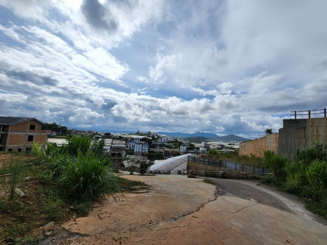 Cần bán đất Biệt Thự view đẹp đường Trịnh Hoài Đức, Đà Lạt 361m2