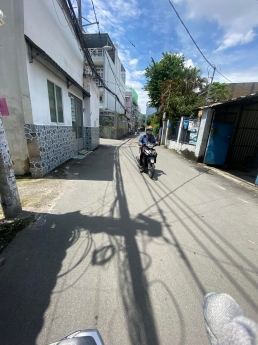 Bán nhà Lê Quang Định P1-GV. 2p ra Phạm Văn Đồng 70m2 3 lầu HXT giá 6,250 tỷ