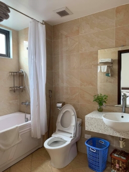 MẶT PHỐ Nguyễn Công Hoan 109m x 5 tầng, MT 4.5 giá 33.5 tỷ.