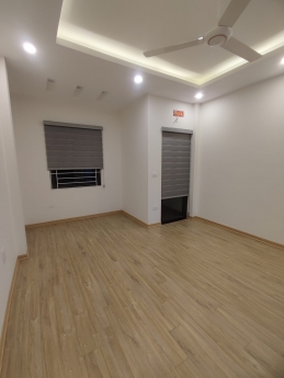 HIẾM ĐỊNH CÔNG - 2 MẶT THOÁNG TRƯỚC SAU – GẦN Ô TÔ TRÁNH - BÃI ĐỖ XE Ô TÔ CẠNH NHÀ