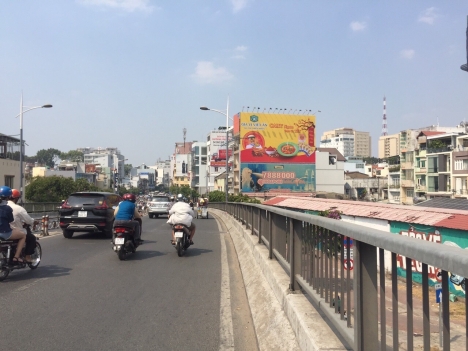 Bán gấp nhà MT nở hậu Nguyễn Văn Cừ, Quận 1, khu vực sầm uất giá tốt.