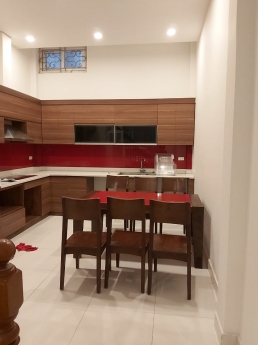 BÁN NHÀ KHUẤT DUY TIẾN, P/LÔ Ô TÔ VÀO NHÀ, KINH DOANH, 46M x 4T Giá 8.6 tỷ: