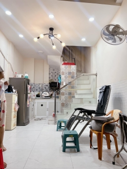 NHÀ 5 TẦNG -3PN -NỘI THẤT ĐẸP-GIÁ NHỈNH 4Tỷ