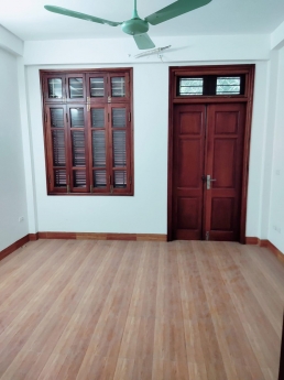 PHÂN LÔ GIẾNG SEN,KHÔNG LỖI PHONG THỦY , 6 TẦNG THANG MÁY , 50M SỔ