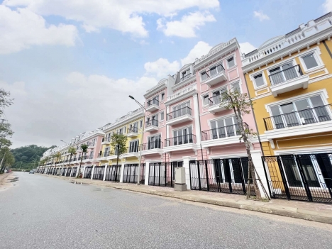 Bán nhà mặt phố Phường Yên Ninh, TP Yên Bái- Giá đất chỉ 11tr/m2- LH 0522 628 628