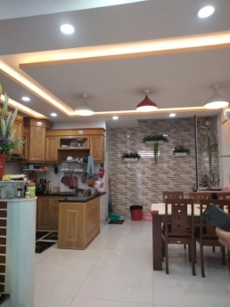 NHÀ SIÊU ĐẸP 5 TẦNG,  CÔNG VIÊN LÀNG HOA GÒ VẤP, NGANG 5M - HXH, CHỈ 8.4 TỶ