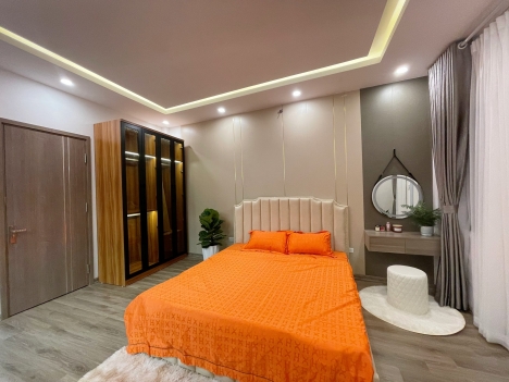 Nhà Phùng Khoang Triều Khúc Q. Thanh Xuân ô tô gần phố 40m2 x 5 tầng 4.4 tỷ