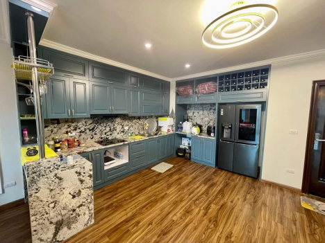 CON DÂU BÁN NHÀ MẸ CHỒNG NGUYỄN VĂN CỪ 87m  GARA 2 Ô TÔ VIEW CHUNG CƯ KINH DOANH  CHỈ 6.8 TỶ
