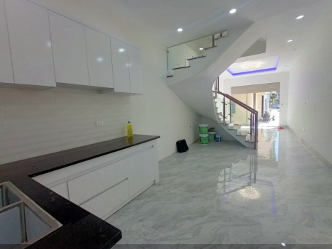 Bán nhà Ngọc Thụy  55m 3 tầng MT3.6m 3.8 Tỷ