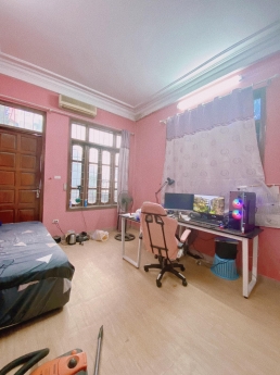 Cần bán nhà đẹp 50m2,4 T,2 mặt thoáng,ở luôn cực thích,giáp mặt đường Láng,Q,Đống Đa,giá trên 6 tỷ