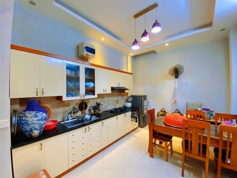 Bán nhà gần HV Bưu chính viễn thông, ĐH Kiến túc, ngõ thông rộng rãi, 36m 5 tỷ