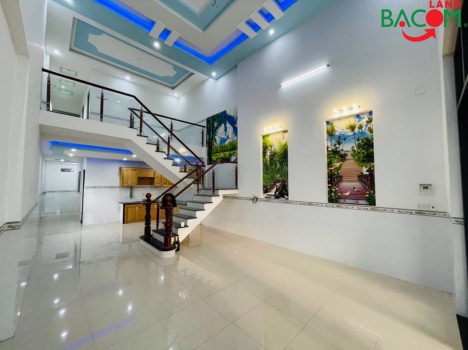 Bán nhà 1 trệt 1 lầu 103m2 đường ô tô phường Trảng Dài Biên Hoà