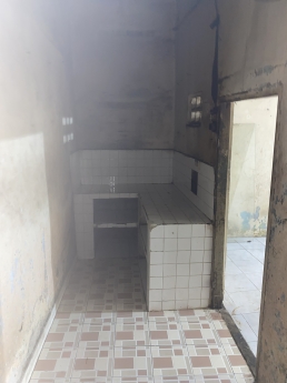 Bán nhà 1 gác gỗ suốt hẻm 947 CMT8 Tân Bình DT đất 36m2