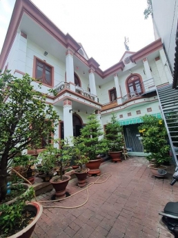 ĐẾN HẸN ĐỊNH CƯ HOA KỲ CÙNG CON CHÁU. BÁN GẤP GARDEN VILLA.  ĐƯỜNG NGUYỄN THỊ THẬP. TÂN KHIỂN. Q7.
