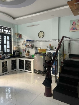 Nhà 2 tầng cực đẹp, khu hiếm nhà bán, Phường 25 - Bình Thạnh, DT 5.4m x6 m, Chỉ 4.75 tỷ