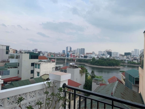 Cực phẩm Thái Hà phân lô-Gara ô tô -thang máy.7 tầng mới cứng