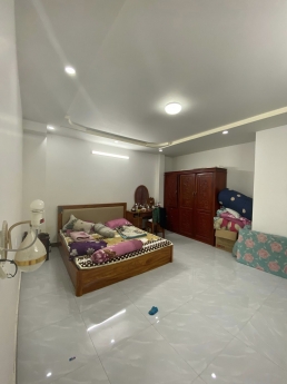 Gấp gấp bán nhà 130 m ngang 5.4m đường xe tải thông Võ Thị Thừa An Phú Đông